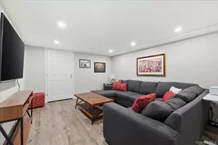 39 Marie Dr, Huntington, NY 11743 - Photo 22