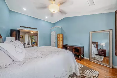 411 Robinson Avenue, Patchogue, NY 11772 - Photo 20
