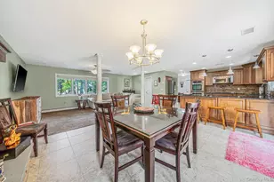 411 Robinson Ave, Patchogue, NY 11772 - Photo 8