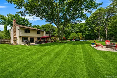 411 Robinson Avenue, Patchogue, NY 11772 - Photo 6