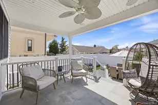 295 Dorchester Rd, Garden City, NY 11530 - Photo 32