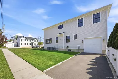 295 Dorchester Road, Garden City, NY 11530 - Photo 36