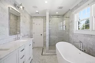 295 Dorchester Rd, Garden City, NY 11530 - Photo 24