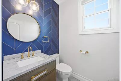 295 Dorchester Road, Garden City, NY 11530 - Photo 18