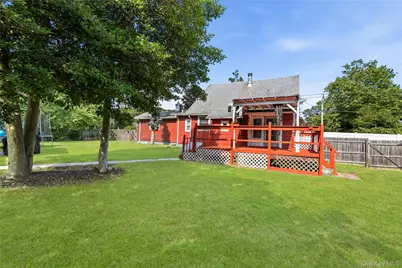 278 Ferndale Boulevard, Islip, NY 11751 - Photo 42