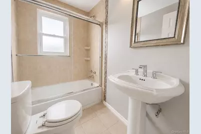 199 Terrell Avenue, Oceanside, NY 11572 - Photo 16