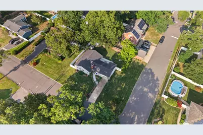 25 Putnam Avenue, West Babylon, NY 11704 - Photo 20