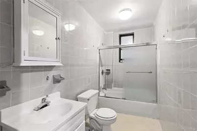 4260 Broadway #202, New York, NY 10033 - Photo 6