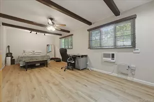 66 N Emerson Ave, Copiague, NY 11726 - Photo 10