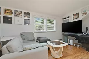 66 N Emerson Ave, Copiague, NY 11726 - Photo 16