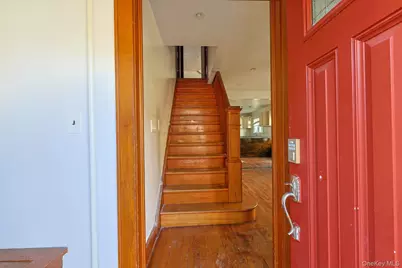 33 Fitchett Street, Poughkeepsie, NY 12601 - Photo 4