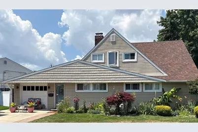 170 Tardy Lane S, Wantagh, NY 11793 - Photo 1