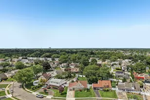170 Tardy Ln S, Wantagh, NY 11793 - Photo 30