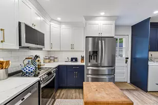 34 Solitaire Rd, Rocky Point, NY 11778 - Photo 8