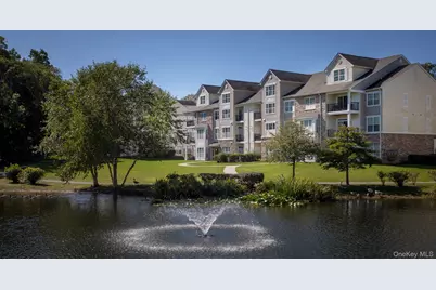 1 Charles Pond Drive #4-425, Coram, NY 11727 - Photo 1