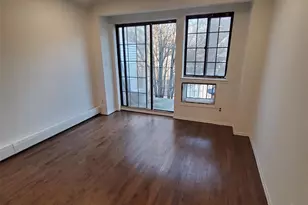 81-18 138th St, Jamaica, NY 11435 - Photo 2