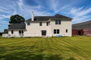 300 S Snedecor Ave, Bayport, NY 11705 - Photo 2