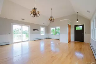300 S Snedecor Ave, Bayport, NY 11705 - Photo 4