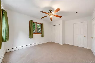 8 Swezey Lane, Middle Island, NY 11953 - Photo 20