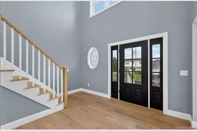 851 W Bay Drive, West Islip, NY 11795 - Photo 4