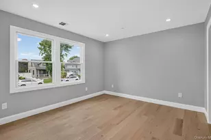 851 W Bay Dr, West Islip, NY 11795 - Photo 20