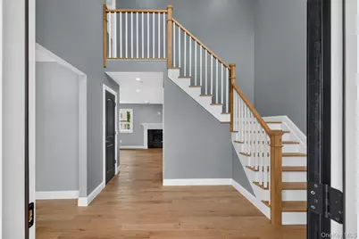 851 W Bay Drive, West Islip, NY 11795 - Photo 6