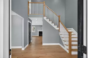 851 W Bay Dr, West Islip, NY 11795 - Photo 6
