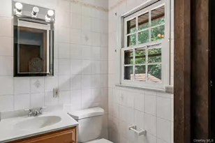 8 Pups Path, Northport, NY 11768 - Photo 10