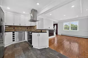 135 N Wantagh Ave, Levittown, NY 11756 - Photo 10
