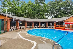 42 Coachlight Square, Montrose, NY 10548 - Photo 24