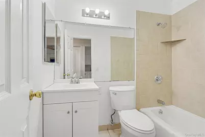 42 Coachlight Square, Montrose, NY 10548 - Photo 16