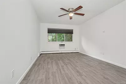 42 Coachlight Square, Montrose, NY 10548 - Photo 6