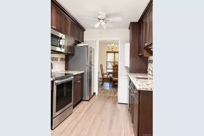 506 Alden Court N, Saint James, NY 11780 - Photo 4