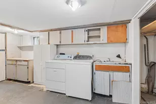 1939 Leonard Ln, Merrick, NY 11566 - Photo 36