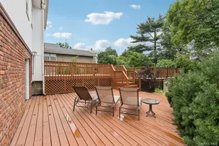1939 Leonard Ln, Merrick, NY 11566 - Photo 38