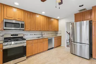 1939 Leonard Ln, Merrick, NY 11566 - Photo 16