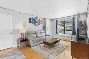 196-29 69th Ave, Fresh Meadows, NY 11365 - Photo 2