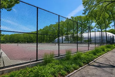 196-29 69th Ave #1st Fl, Fresh Meadows, NY 11365 - Photo 20