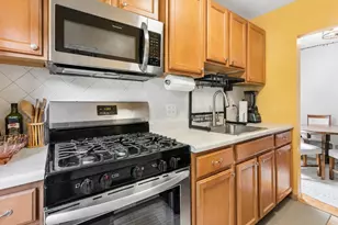 196-29 69th Ave, Fresh Meadows, NY 11365 - Photo 6