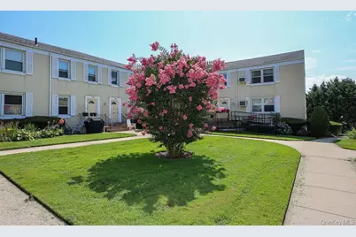 71-11 252 Street #195B, Bellerose, NY 11426 - Photo 22