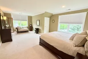 129 Maya Cir, Central Islip, NY 11722 - Photo 18