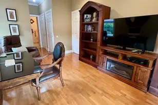129 Maya Cir, Central Islip, NY 11722 - Photo 14