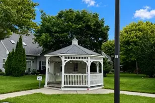 129 Maya Cir, Central Islip, NY 11722 - Photo 26