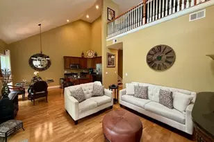129 Maya Cir, Central Islip, NY 11722 - Photo 6