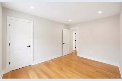 949 Midway, Woodmere, NY 11598 - Photo 32