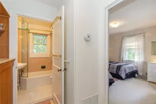 21 Oceanview Rd, Hampton Bays, NY 11946 - Photo 16