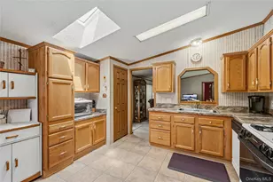 83 Pine Dr, Bloomingburg, NY 12721 - Photo 14