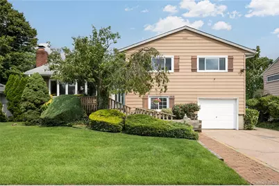 10 Primrose Avenue, Hicksville, NY 11801 - Photo 1