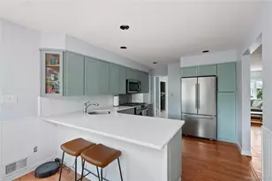 10 Primrose Ave, Hicksville, NY 11801 - Photo 6