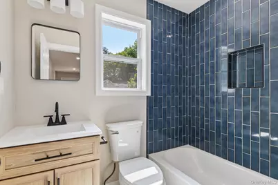 5 Kew Drive, Sound Beach, NY 11789 - Photo 12